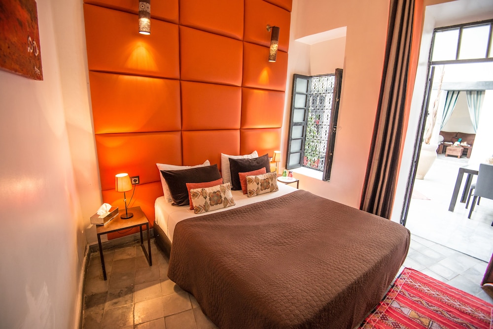 Riad Villa Wengé 8/50