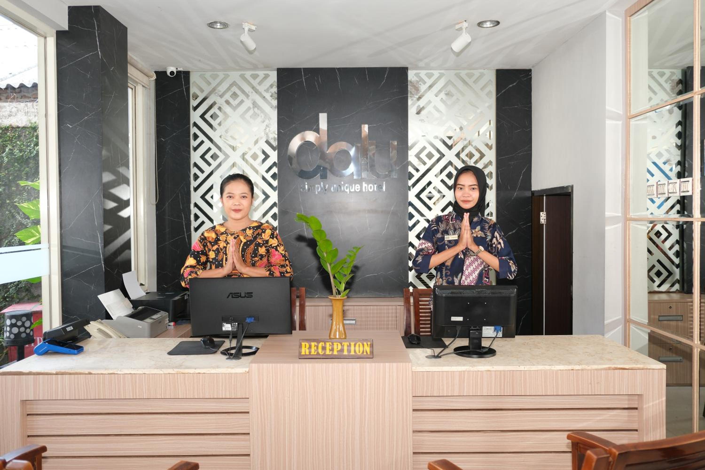Hotel Dalu Semarang 5/50