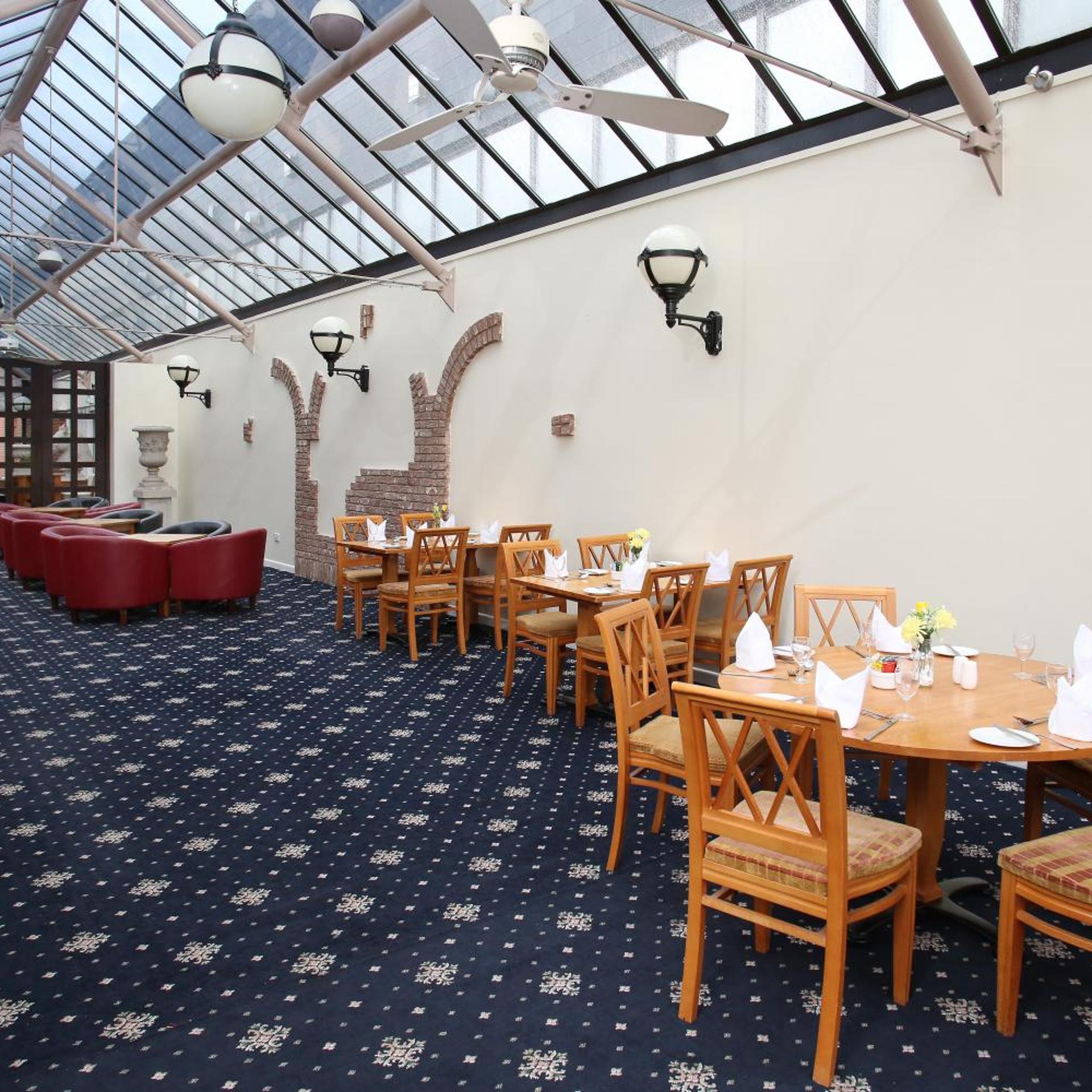Hermitage Park Hotel 36/42