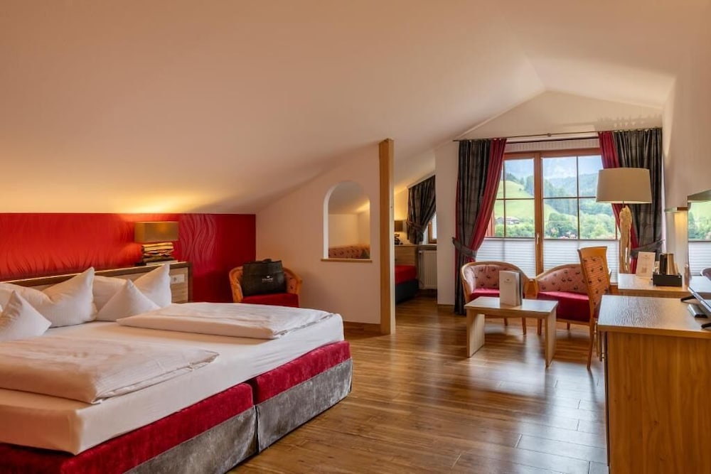 Königshof Hotel Resort 11/71