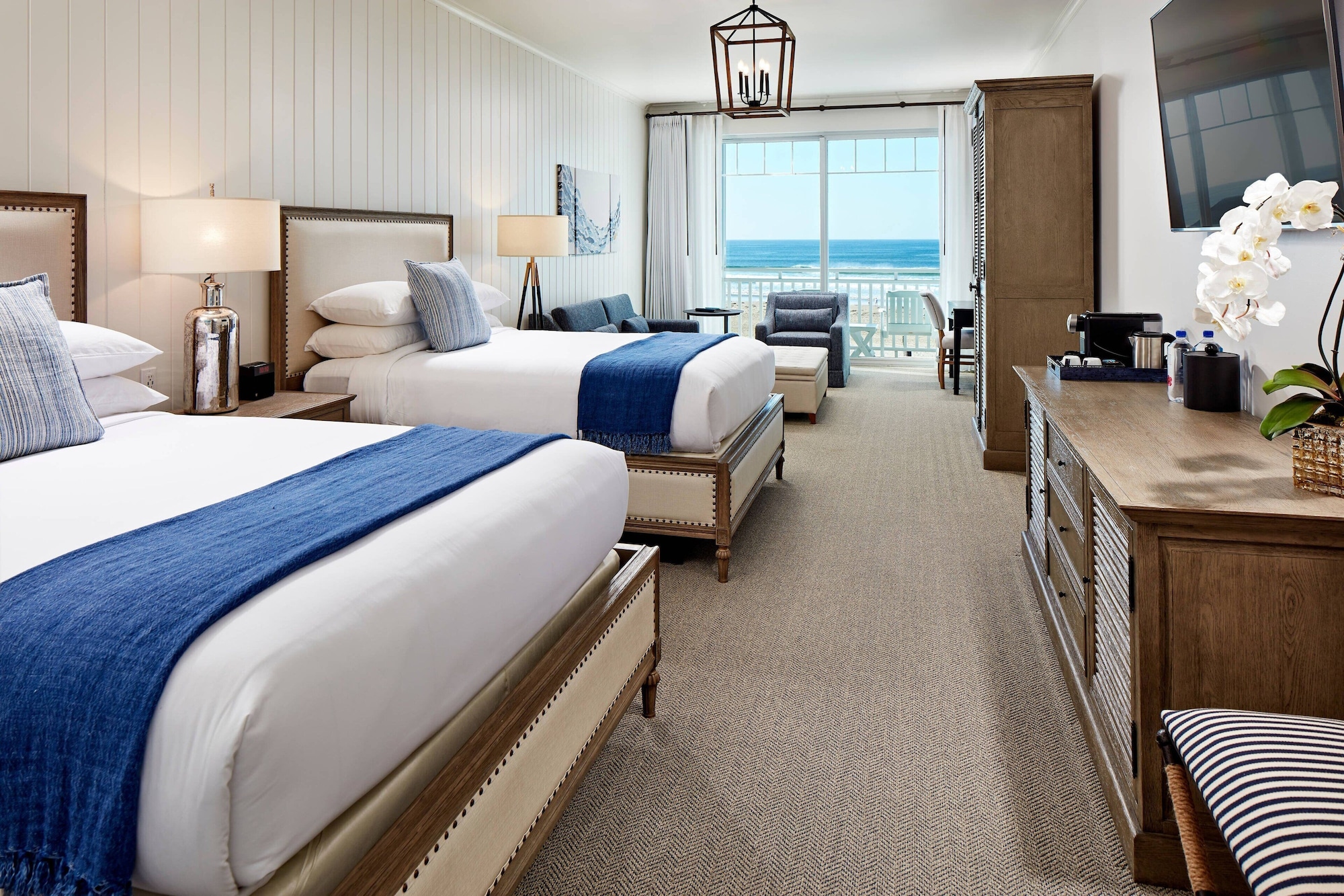 Premium, 2 Queen Beds, Ocean Front, Sofa