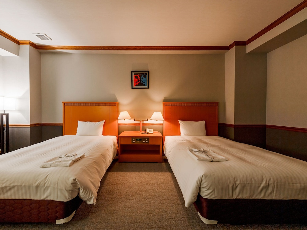 Hotel Azat Naha 31/69