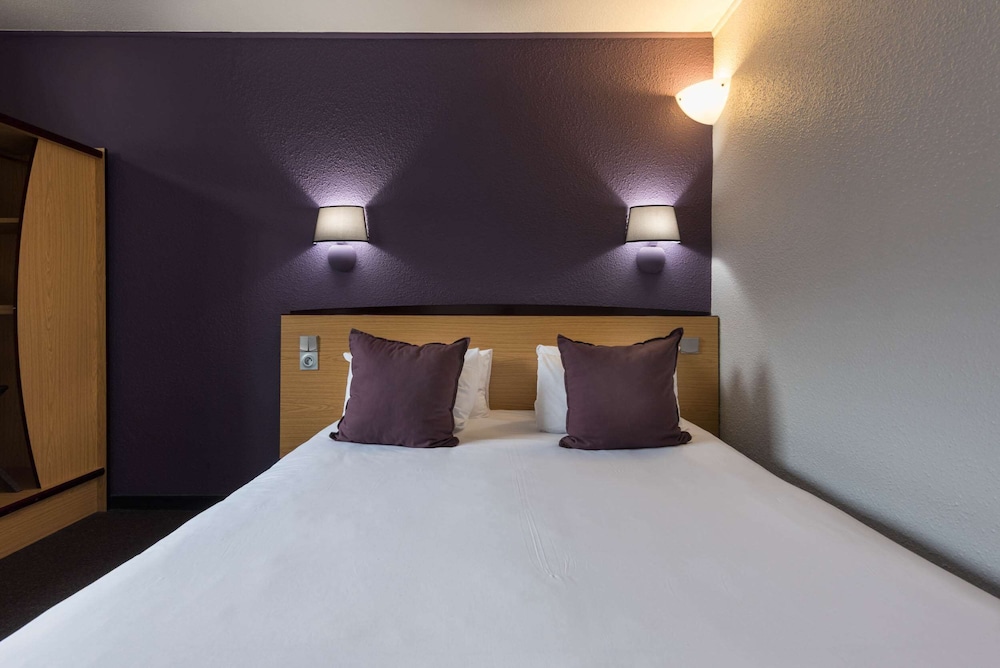 ibis Styles Paris St-Denis Pleyel 13/48
