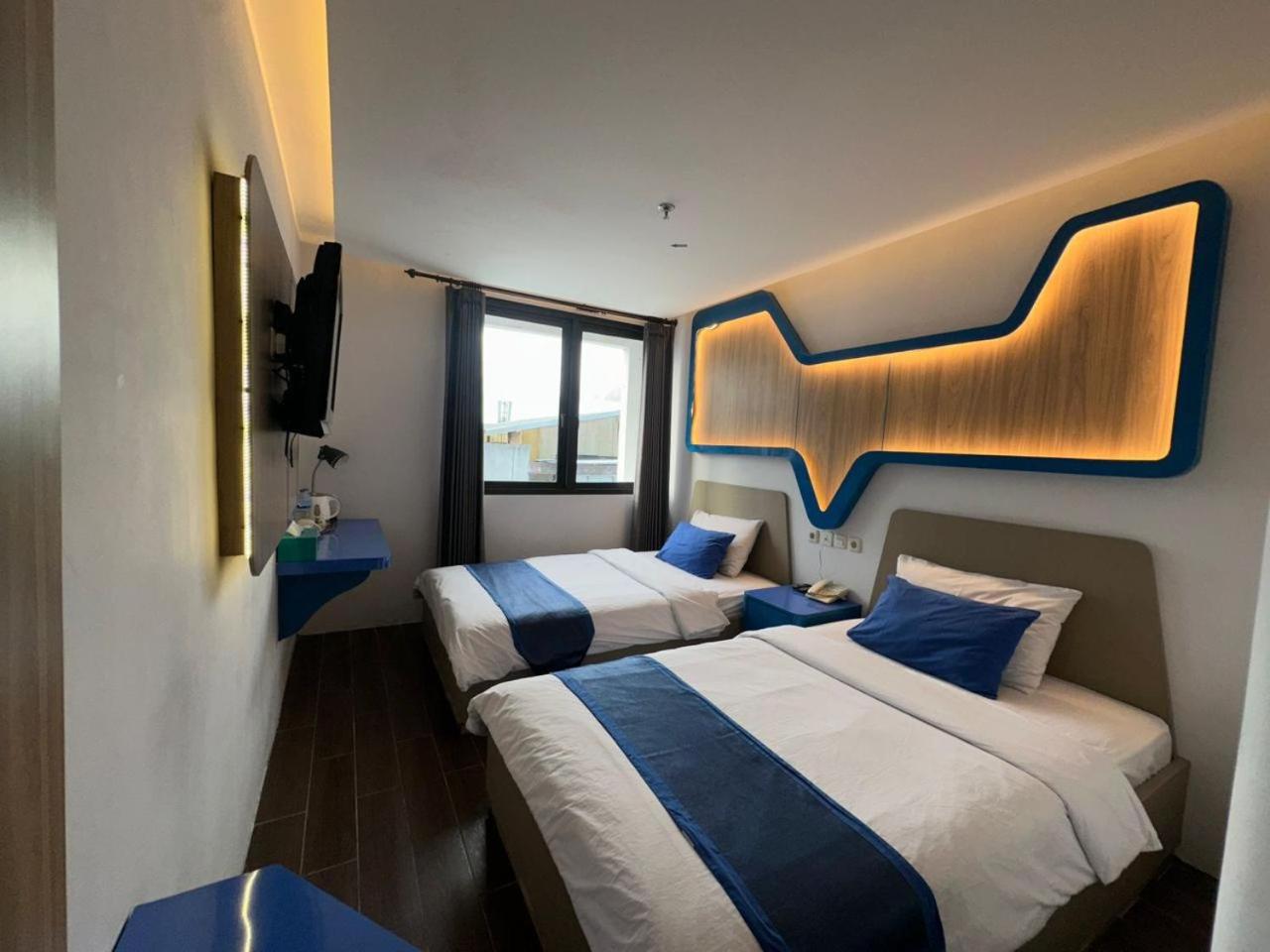 Golden Palace Hotel Ambon 12/34