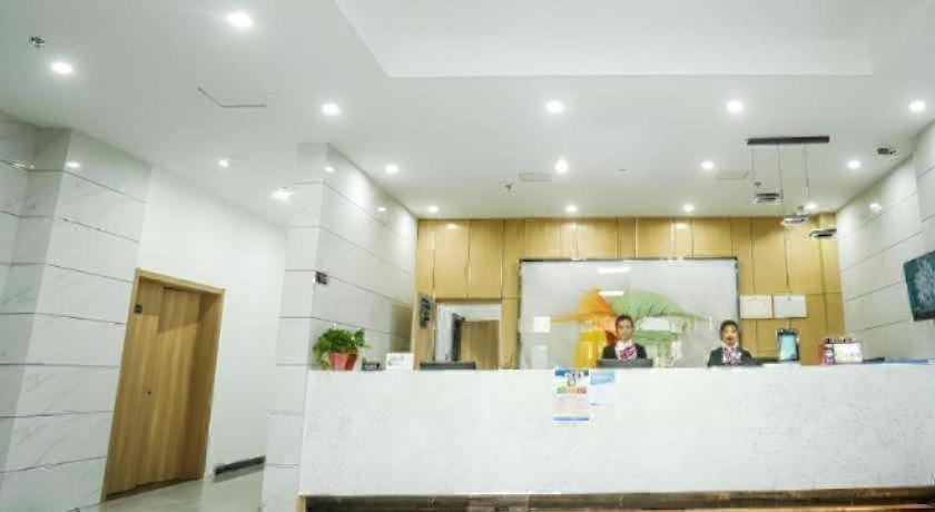GreenTree Inn Express Xuzhou Pizhou Tiefu Town Bus station 4/33