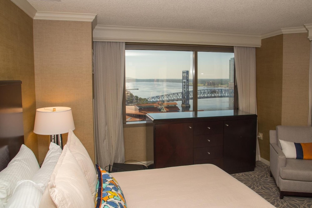 Marriott Jacksonville Downtown (ex. Omni Jacksonville Hotel) 49/64