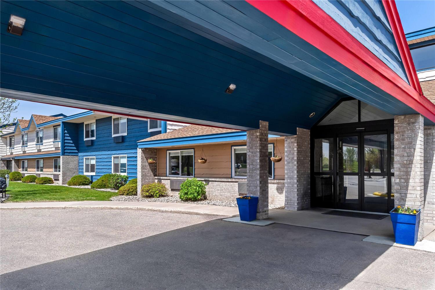 AmericInn by Wyndham Crookston U of M Crookston 31/32
