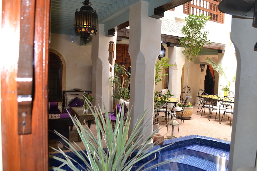 Riad Bayti 52/56