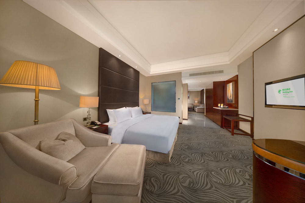 Holiday Inn FOSHAN NANHAI CENTRAL 35/81