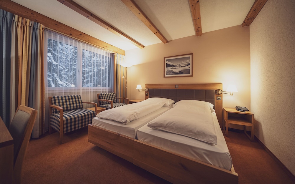 Mountain Plaza Hotel 14/43