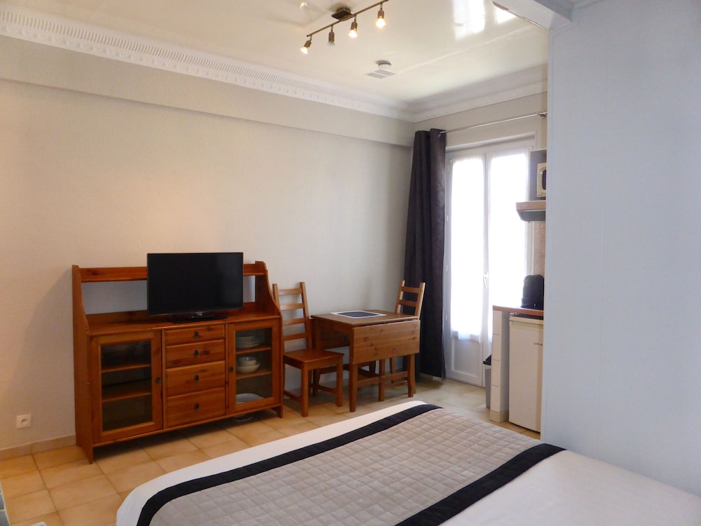 Aparthotel AMMI Nice Massena 58/80