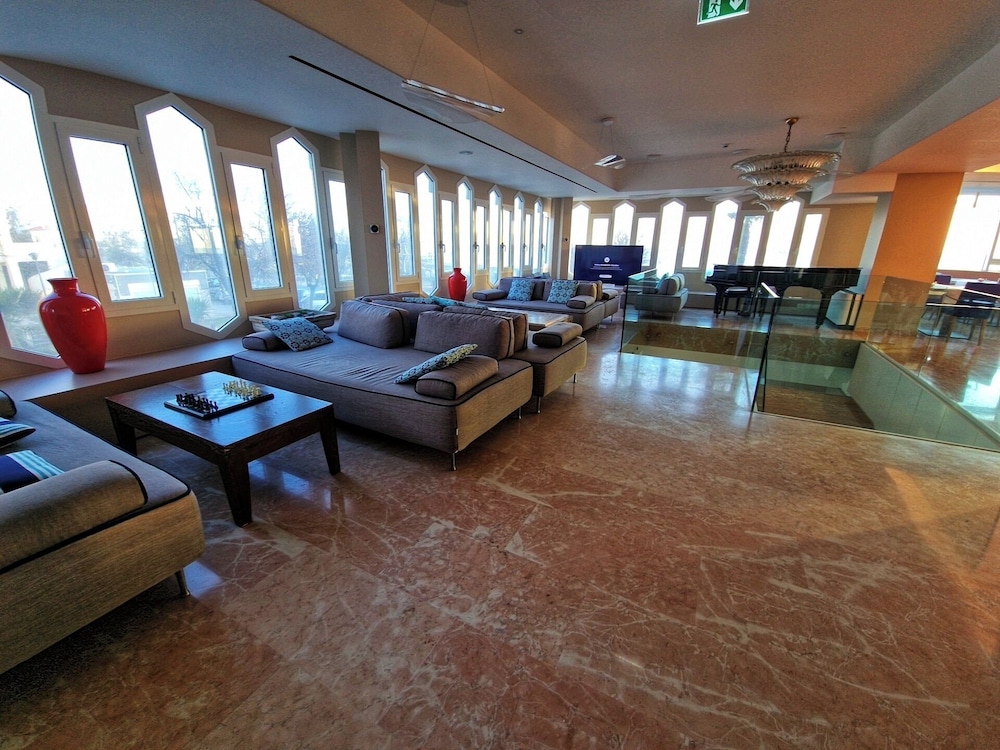 City Hotel 45/62