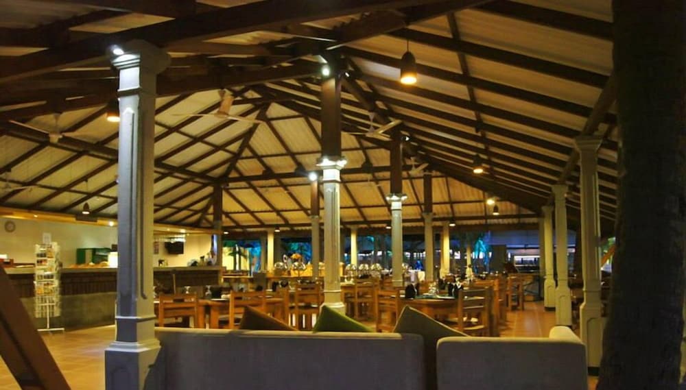 Carolina Beach Resort & Spa 5/50