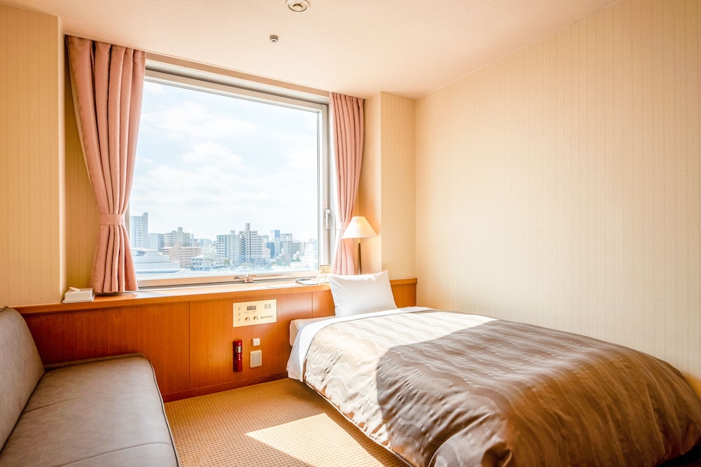 Hiroshima City Bunka Koryu Kaikan 14/63