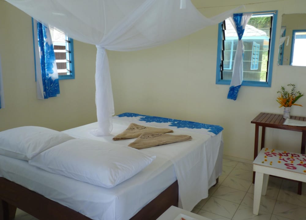 Litia Sini Beach Resort 12/50