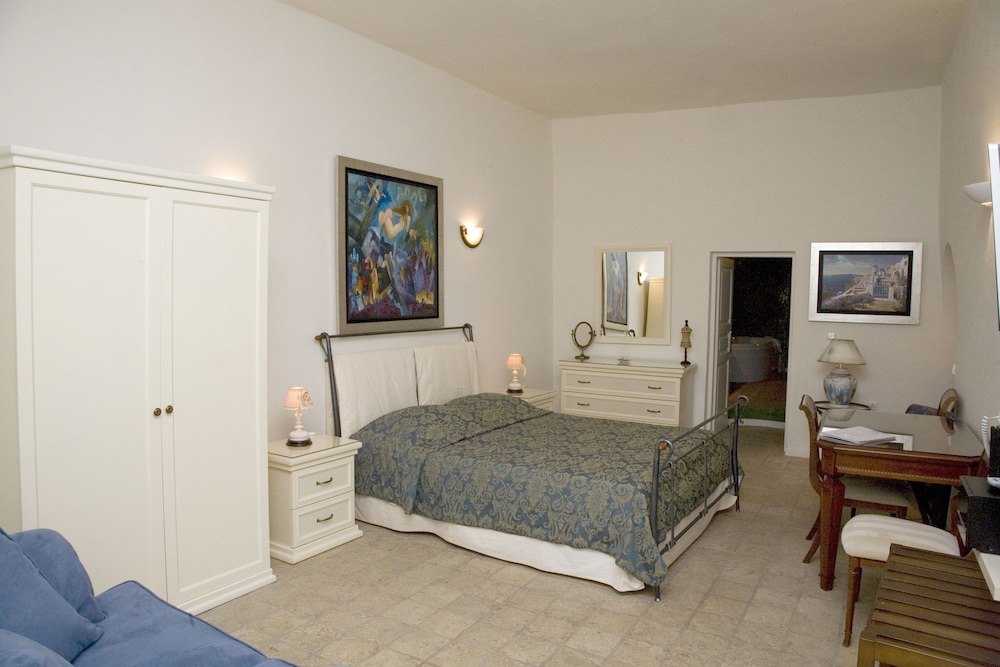 Asha Luxury Suites - Adults Only 19/67