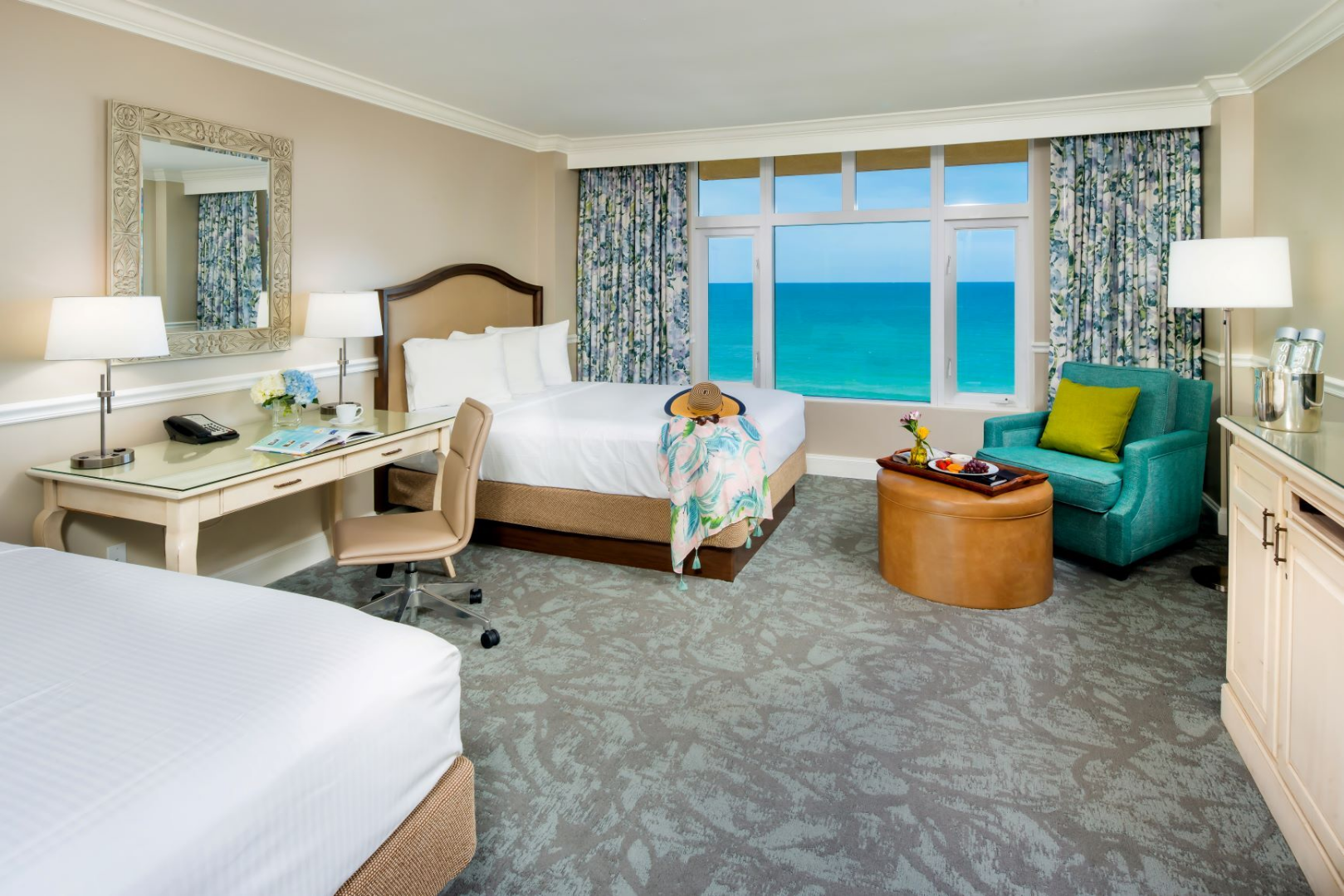GUEST ROOM, DOUBLE BED, OCEAN FRONT