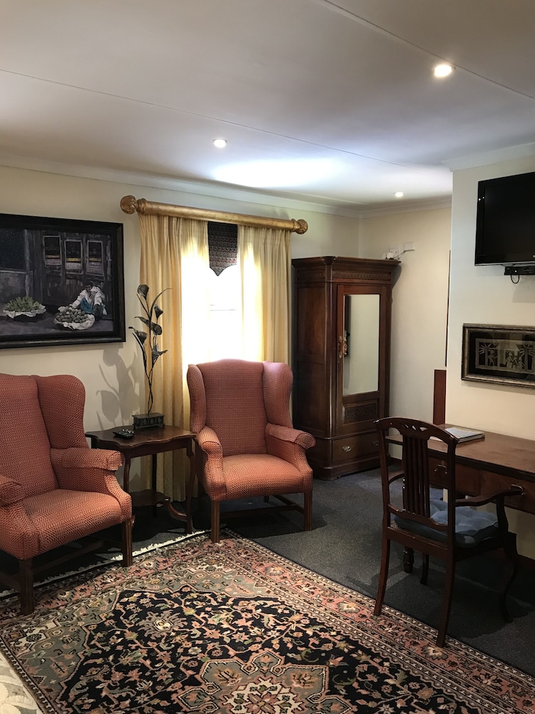 The Crown Guesthouse 24/50