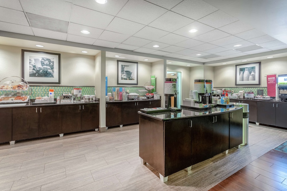 Hampton Inn Richmond South 6/28