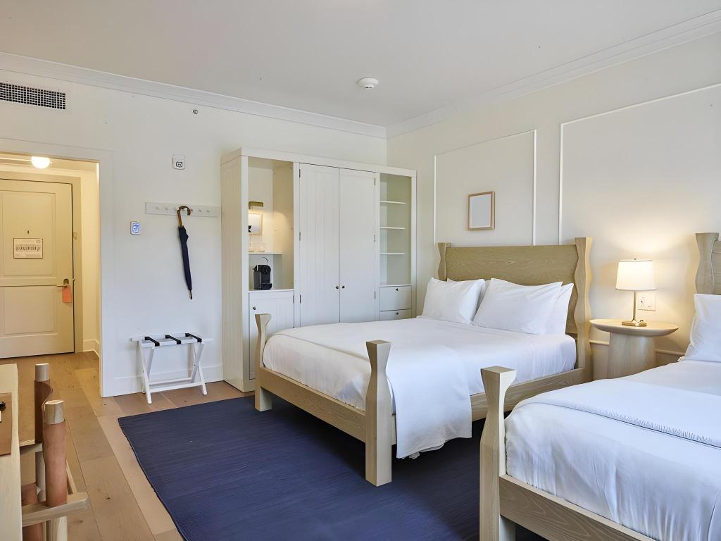 غرفة قياسية بسريرين كوين، The Lake House on Canandaigua 3/3