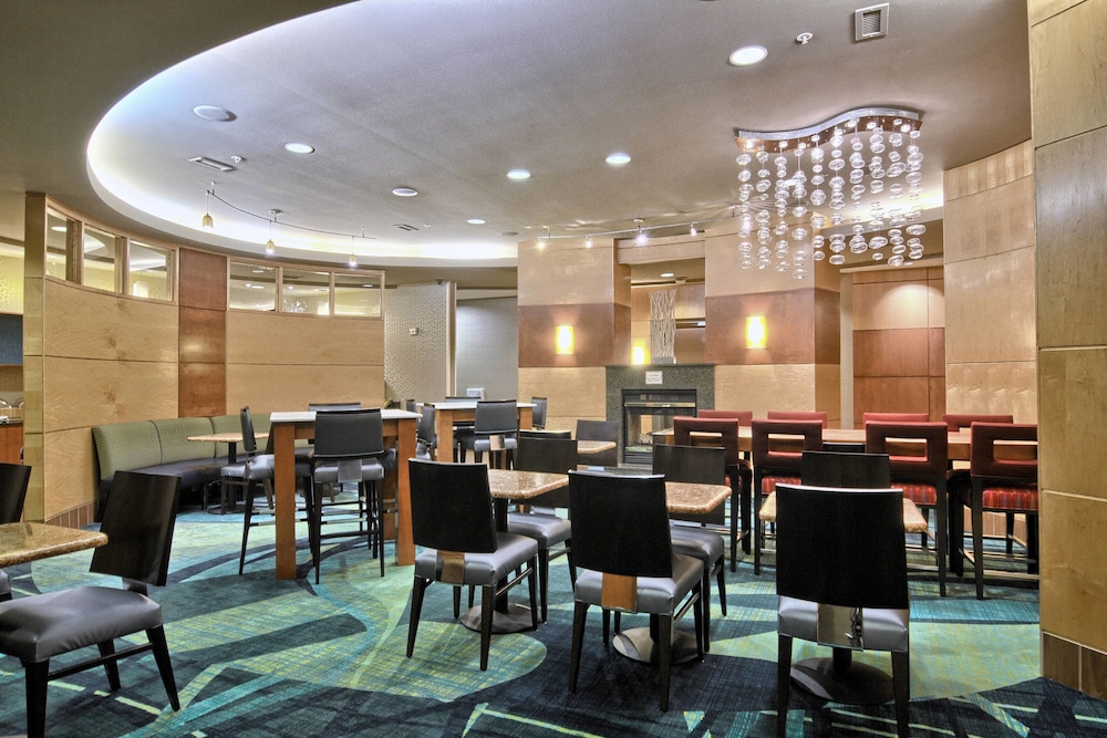 Springhill Suites Detroit Southfield 37/56
