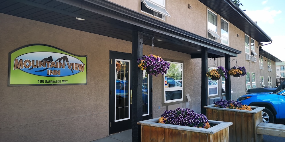 Mountain View Inn 3/62