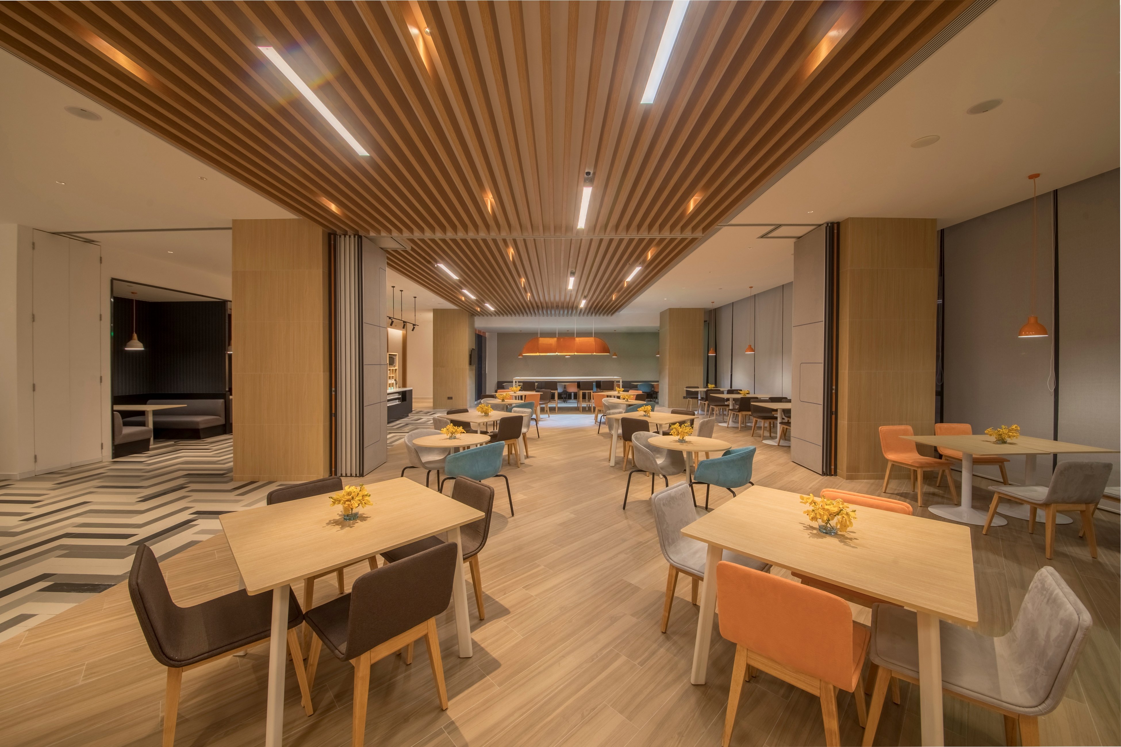 Holiday Inn Express Xiamen Airport Zone 22/33