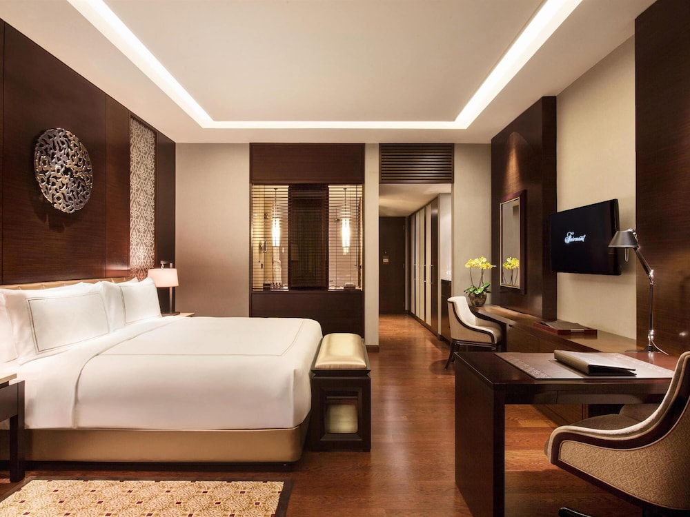 Fairmont Gold, 2 Double Beds, King Bed, Smoking