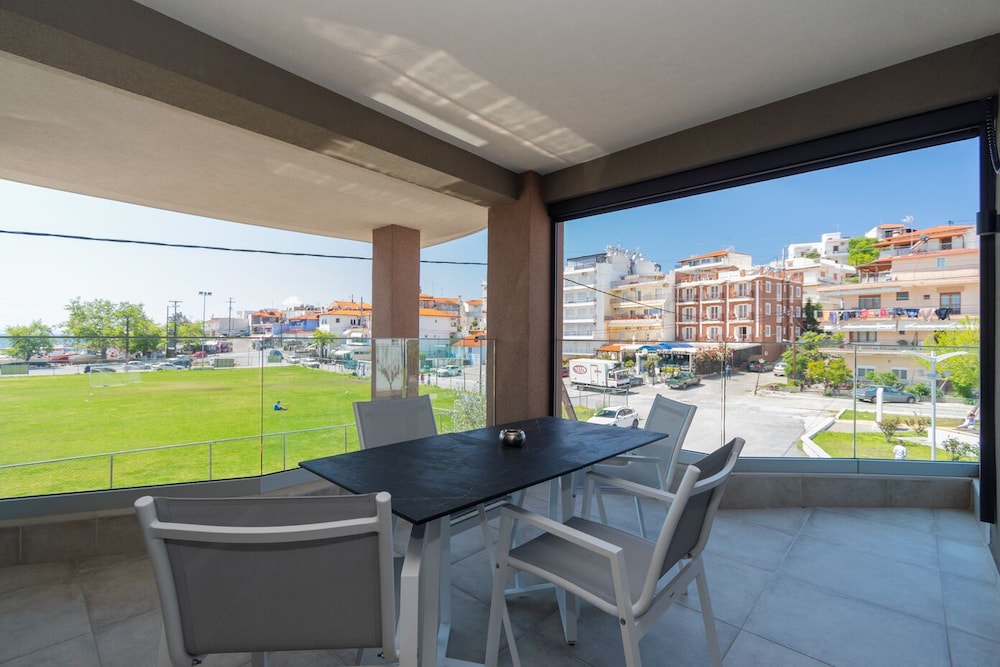 Thetis Boutique Luxury Apartments 32/50