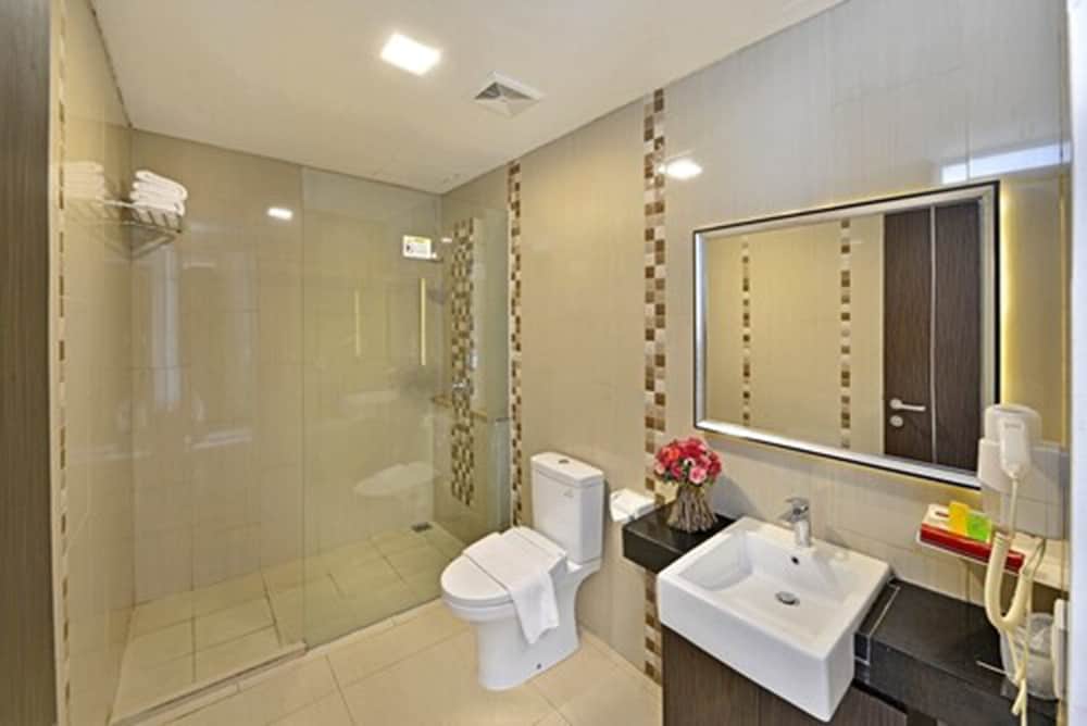 Travello Hotel Bandung 25/60