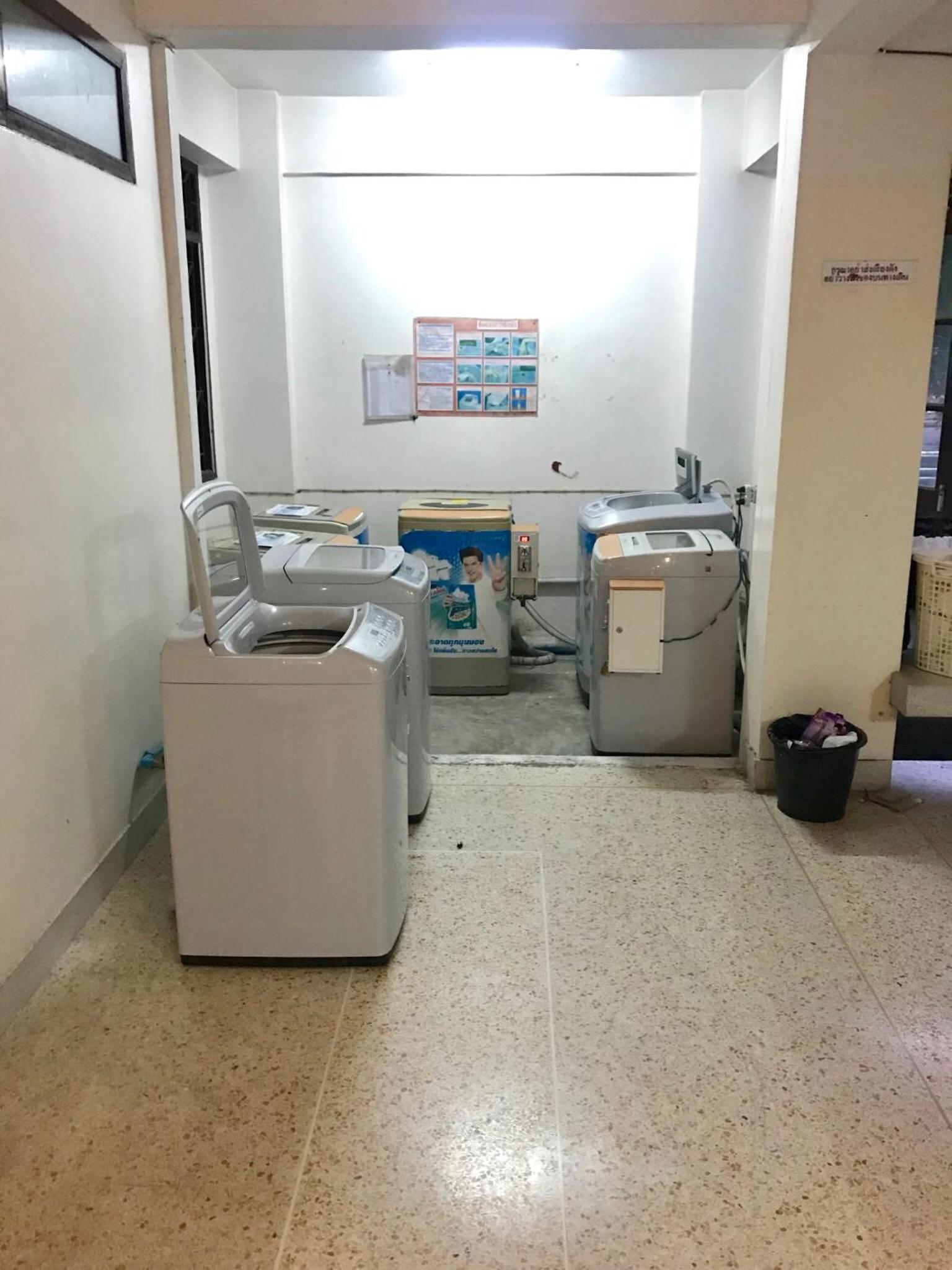 Jaroonwej Bangsaen 17/24