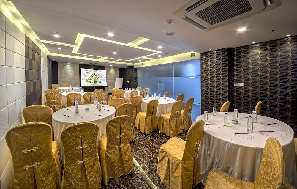 The Fern Residency Kolkata 27/31