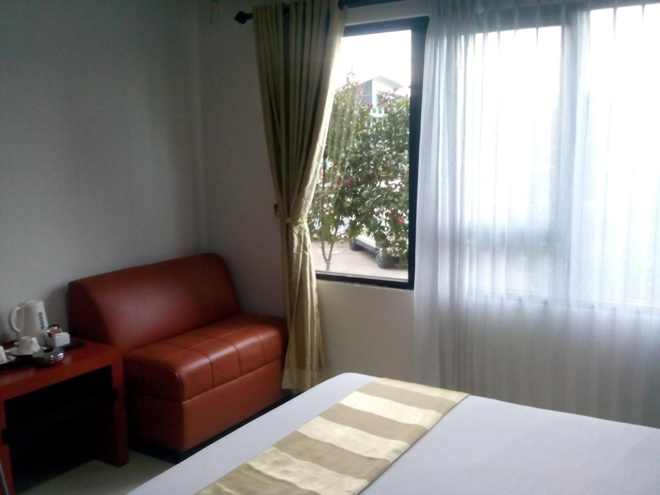 Hotel Grand Karawang Indah 33/50