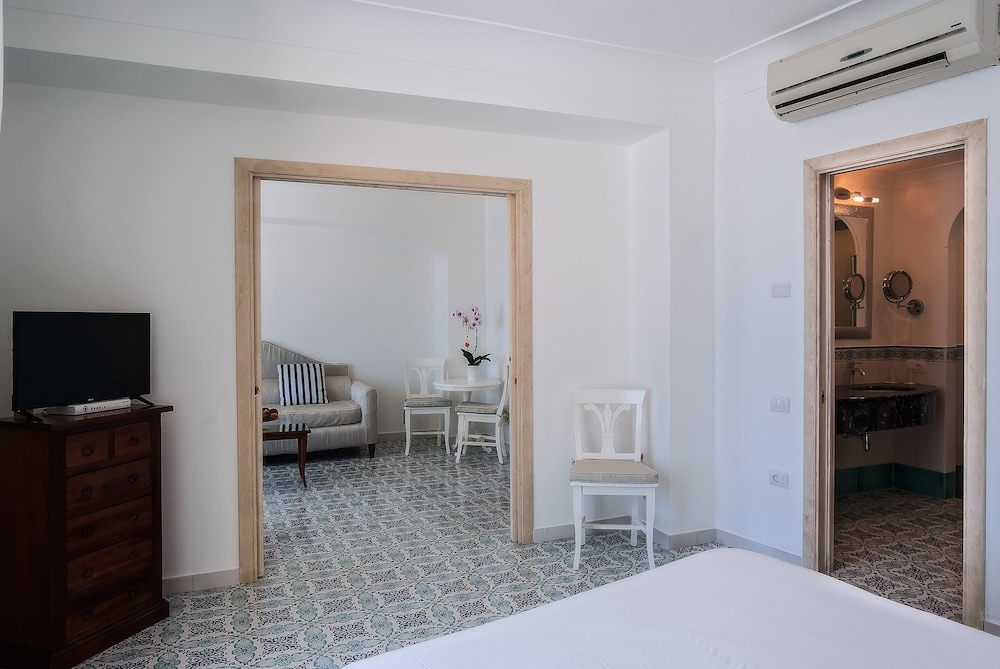 Montemare Hotel 57/66