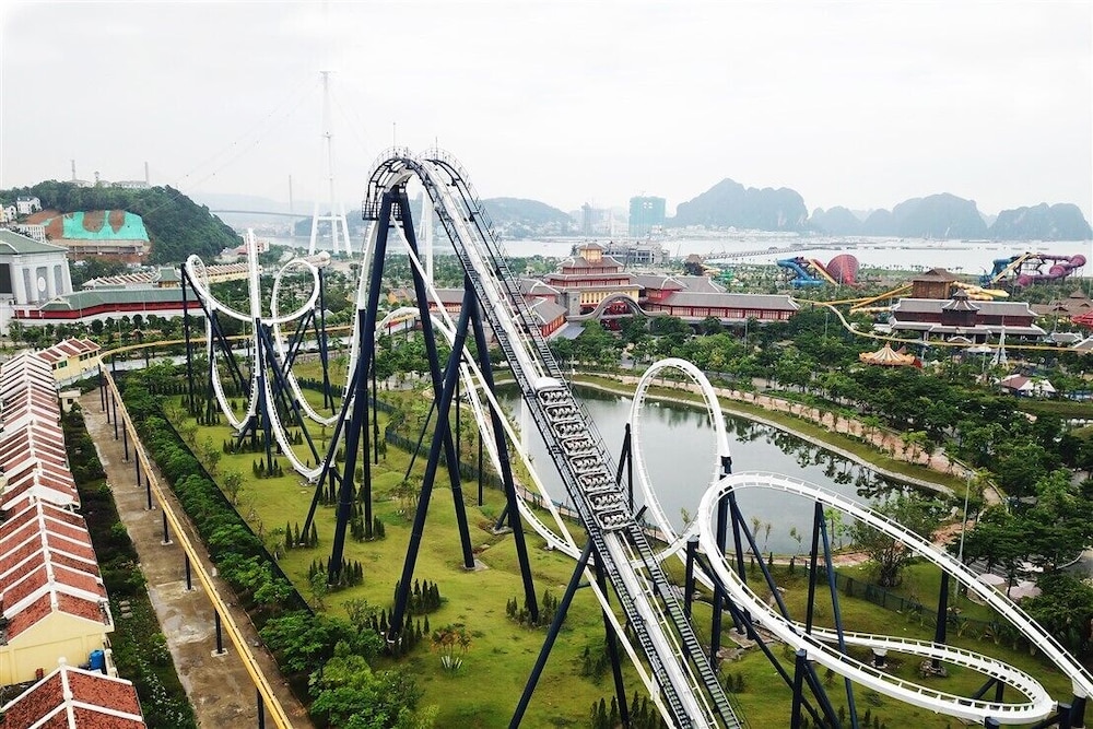 Central Luxury Ha Long Hotel 66/72
