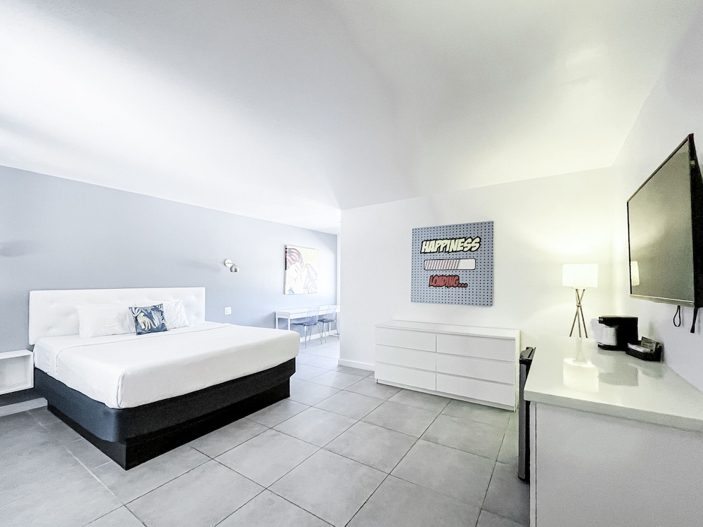 Royal Palms Resort And Spa A North Beach Village Resort Hotel 20/80