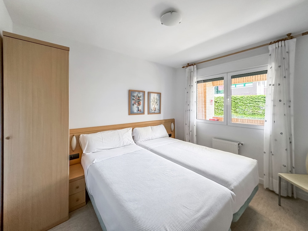 Apartamentos Solamaza 4/48