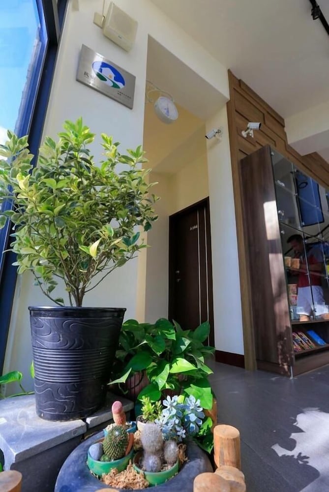 Simple Life B&B 12/67