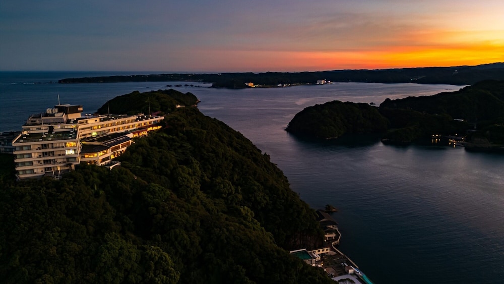Hotel Urashima 52/55