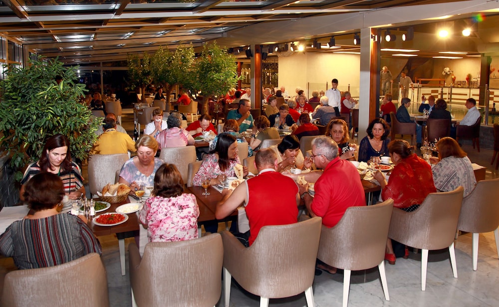 Darkhill Hotel Istanbul 45/55