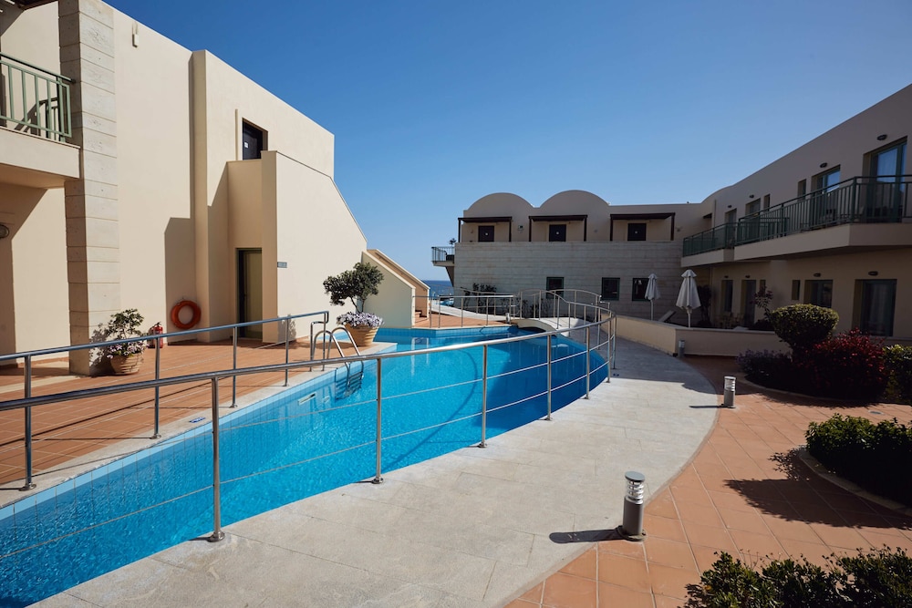 GRAND BAY BEACH RESORT KOLYMBARI 43/72