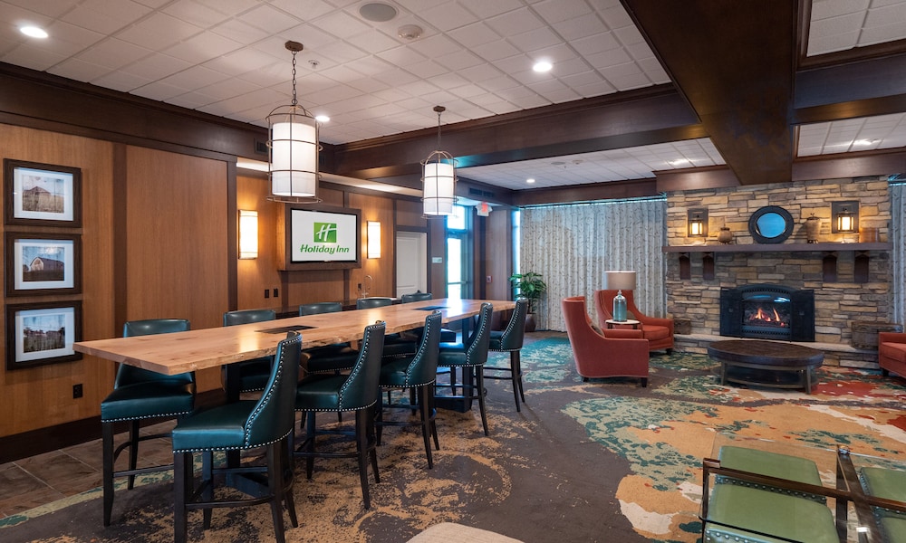 Holiday Inn Stevens Point Convention Ctr 56/72