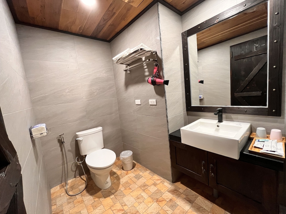 Sun Moon Lake Youngquan Hotels 45/50