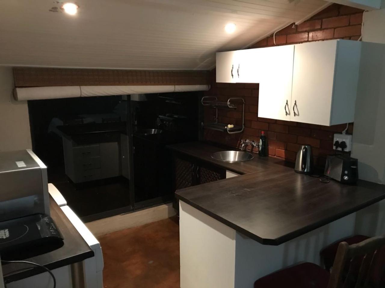 Winston House 7/50