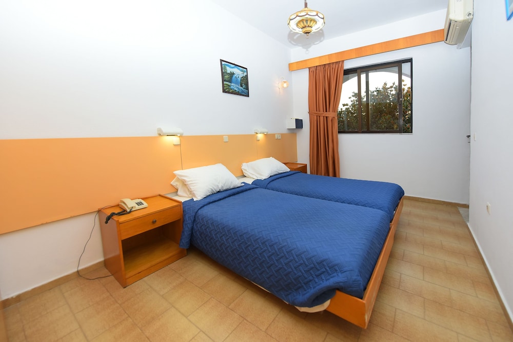 Anixis Hotel 20/52