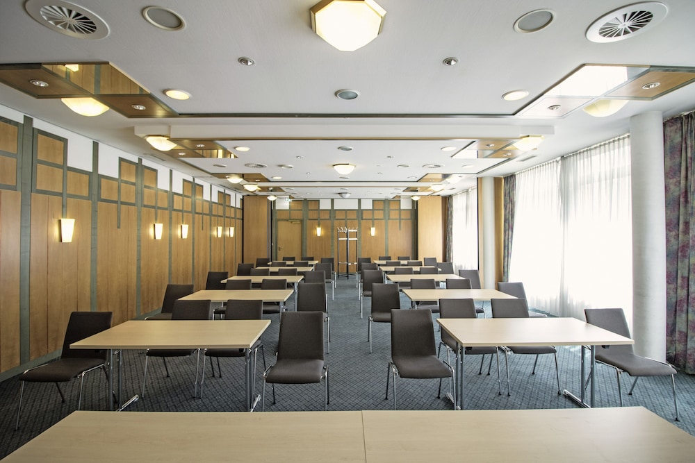 Serways Hotel Remscheid 31/36