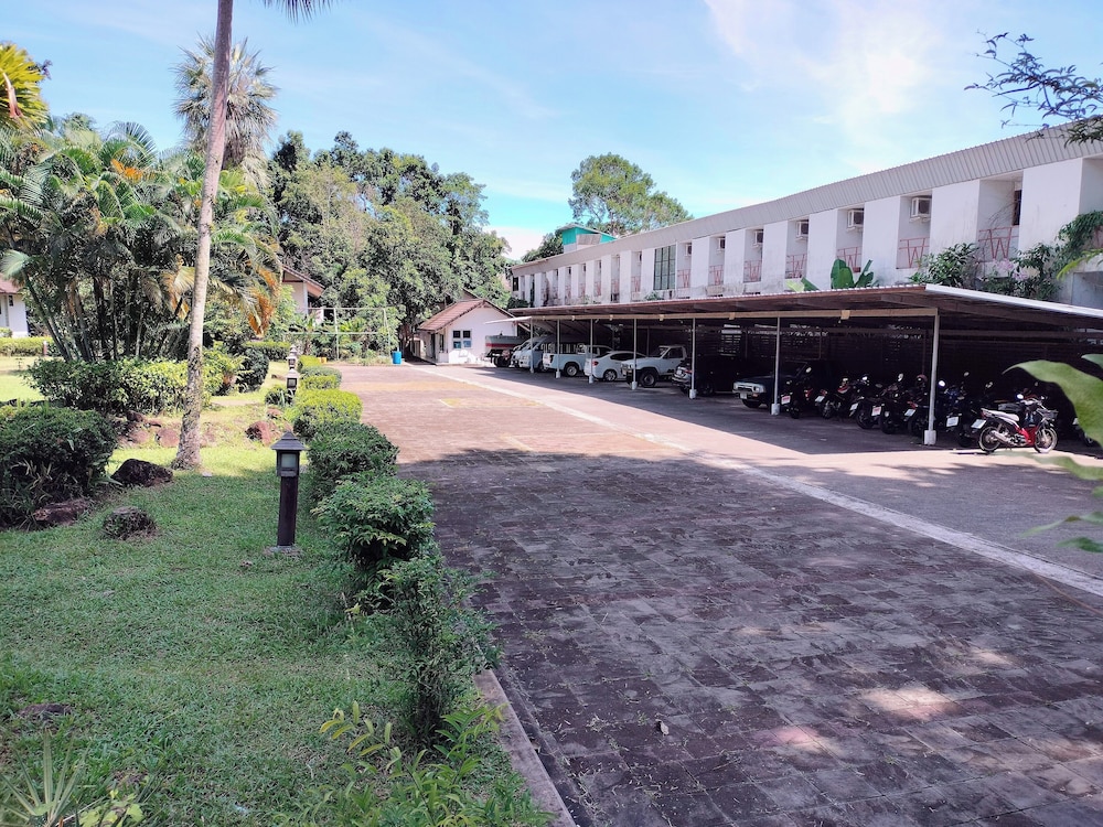 Chang Buri Resort And Spa 37/46