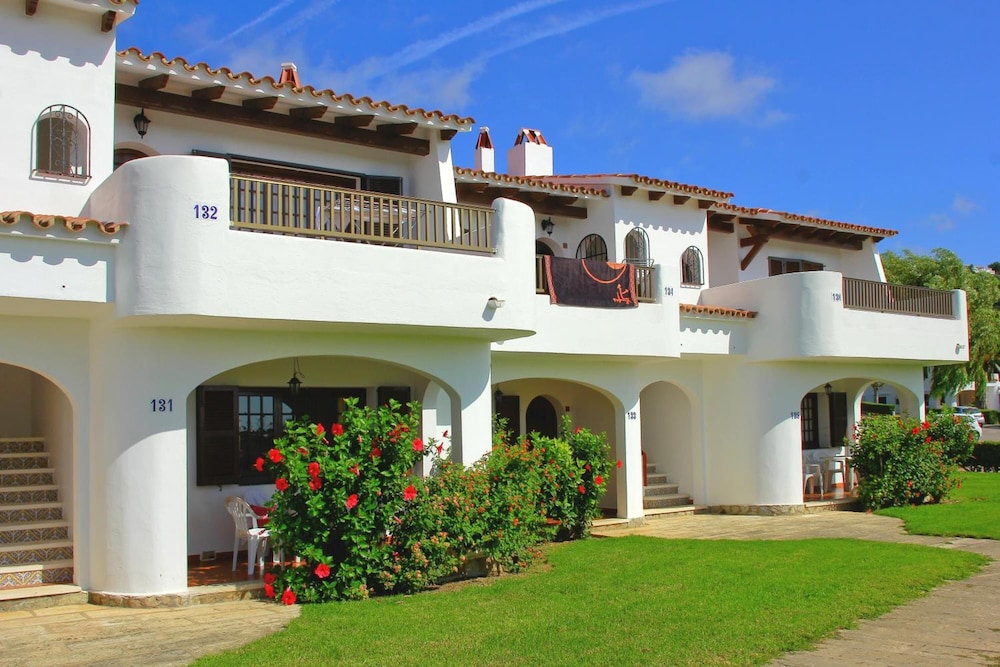 Son Bou Gardens Apartments in ALAIOR