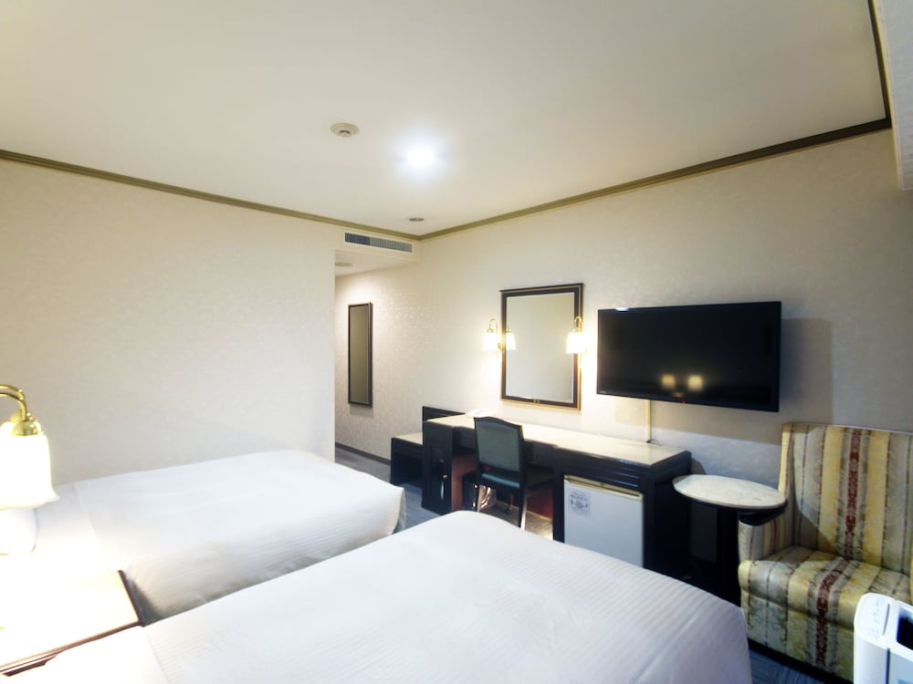 Sasebo Washington Hotel 10/65