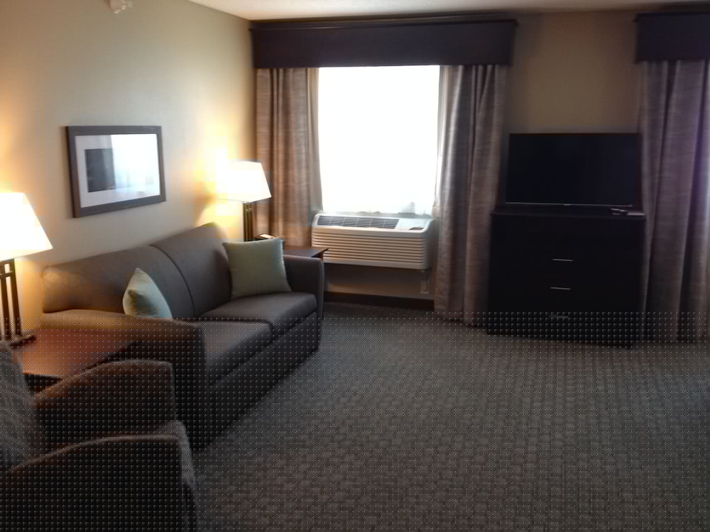 Grandstay Hotel Amp Suites 27/53